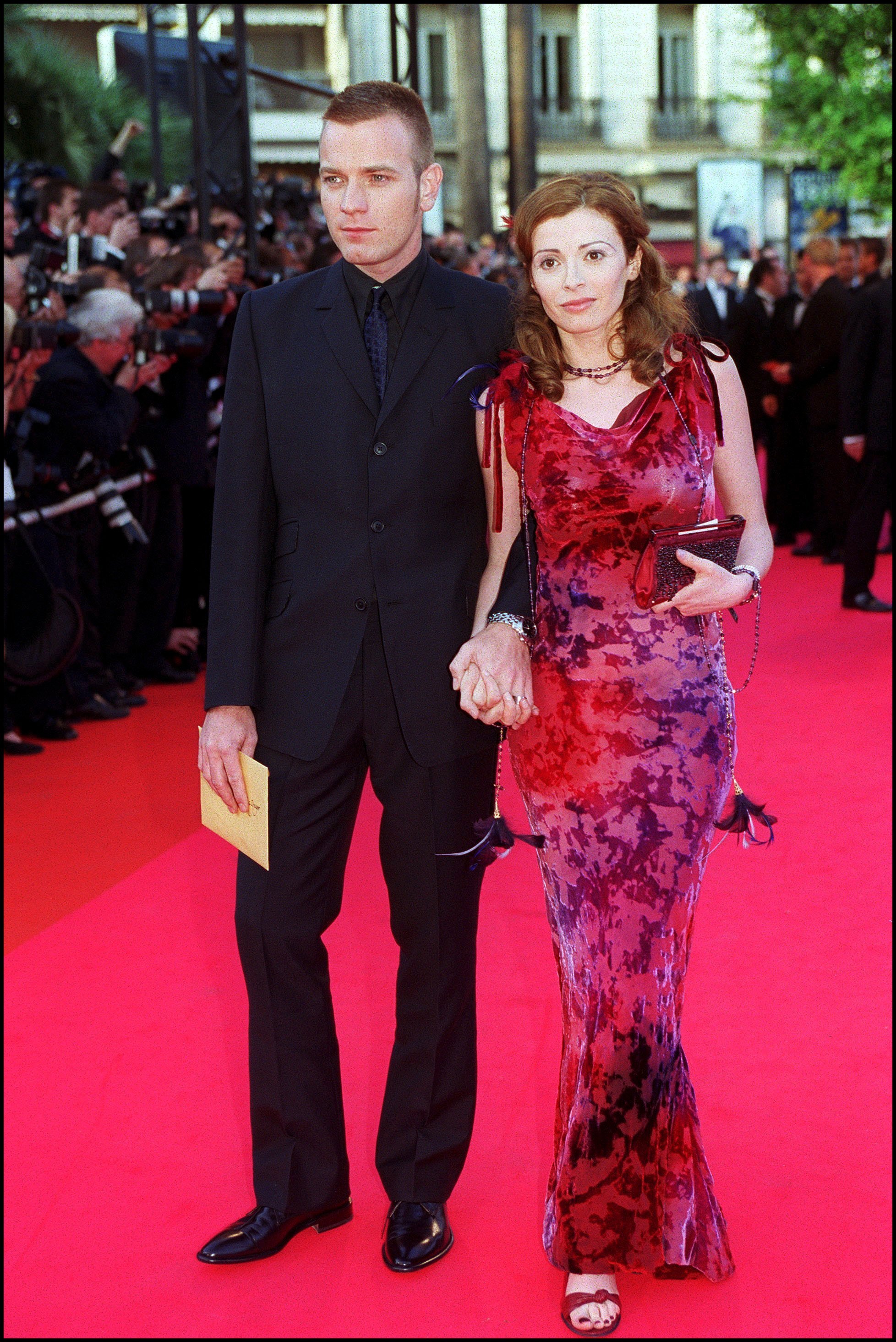 2001-05-09-54th-Cannes-Film-Festival-Moulin-Rouge-Premiere-009.jpg
