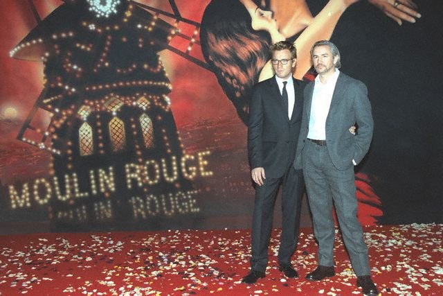 2001-09-28-Moulin-Rouge-Paris-Screening-002.jpg