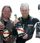 2004-07-29-Ewan-McGregor-and-Charley-Booman-Complete-2000-Mile-Motorbike-Journey-032.jpg
