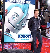 2005-03-06-Robots-Los-Angeles-Premiere-032.jpg