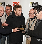 2009-01-18-Sundance-Film-Festival-Ray-Ban-Visionary-Awards-Gala-021.jpg