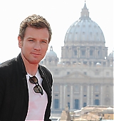 2009-05-03-Angels-and-Demons-Vatican-City-Photocall-008.jpg