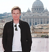 2009-05-03-Angels-and-Demons-Vatican-City-Photocall-011.jpg