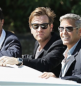 2009-09-08-66th-Venice-Film-Festival-The-Men-Who-Stare-At-Goats-Photocall-015.jpg