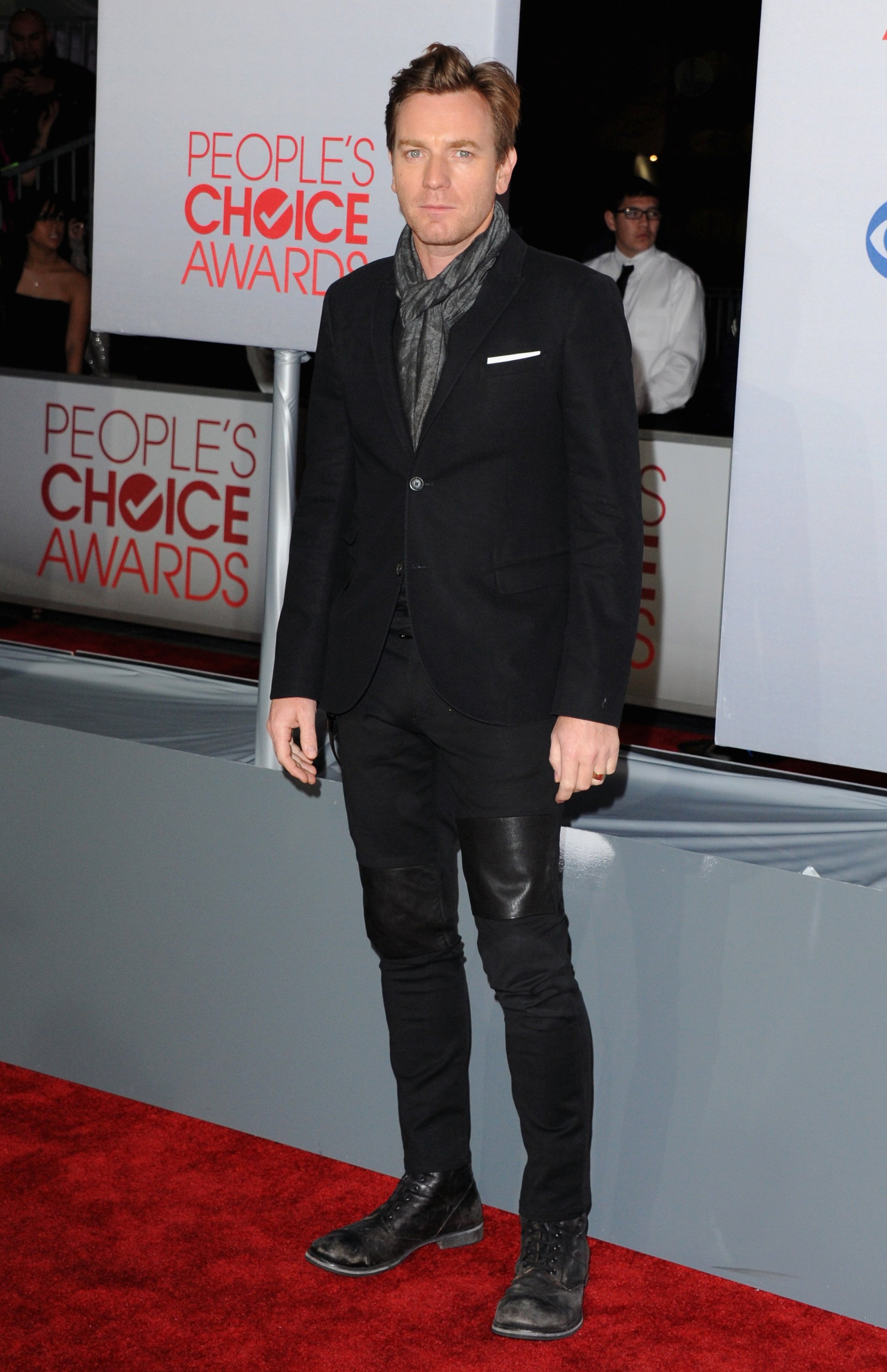 2012-01-11-Peoples-Choice-Awards-Arrivals-023.jpg