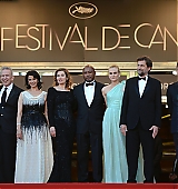 2012-05-16-Cannes-Film-Festival-Opening-Ceremony-007.jpg