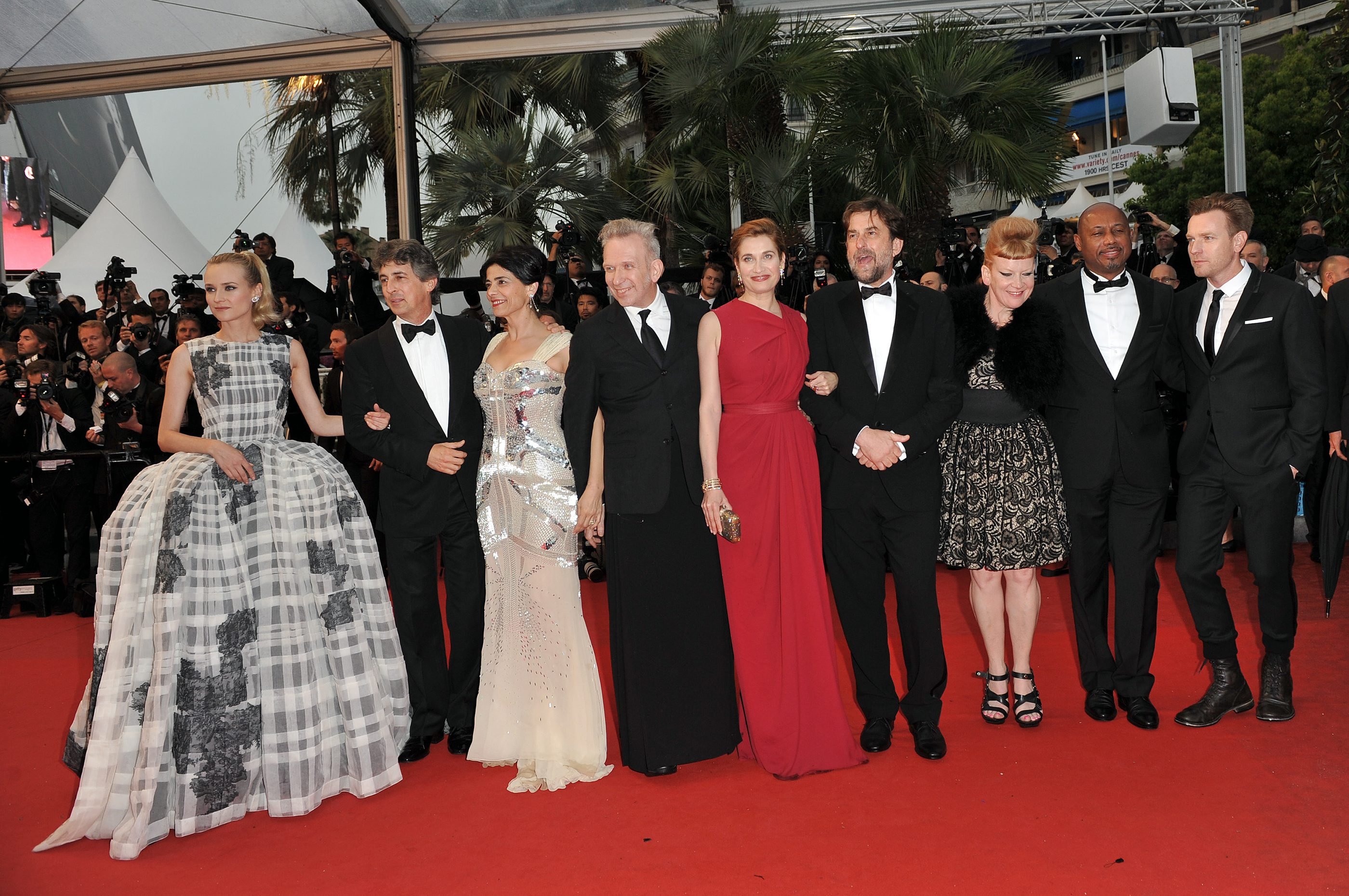 2012-05-27-Cannes-Film-Festival-Closing-Ceremony-040.jpg