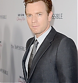 2012-12-10-The-Impossible-Los-Angeles-Premiere-076.jpg