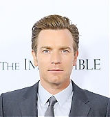 2012-12-10-The-Impossible-Los-Angeles-Premiere-102.jpg