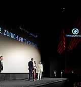2016-09-28-12th-Zurich-Film-Festival-American-Pastoral-Premiere-094.jpg