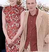 2001-05-07-54th-Cannes-Film-Festival-Moulin-Rouge-Photocall-052.jpg