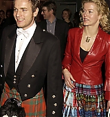 2002-01-24-Burns-Supper-In-Aid-of-Sargents-Cancer-Care-001.jpg