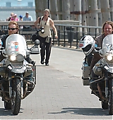 2004-07-29-Ewan-McGregor-and-Charley-Booman-Complete-2000-Mile-Motorbike-Journey-003.jpg