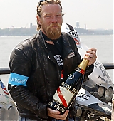 2004-07-29-Ewan-McGregor-and-Charley-Booman-Complete-2000-Mile-Motorbike-Journey-012.jpg