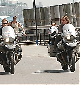 2004-07-29-Ewan-McGregor-and-Charley-Booman-Complete-2000-Mile-Motorbike-Journey-015.jpg