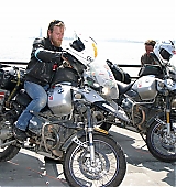 2004-07-29-Ewan-McGregor-and-Charley-Booman-Complete-2000-Mile-Motorbike-Journey-033.jpg