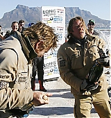 2007-08-04-Ewan-McGregor-and-Charlie-Boorman-Arrive-in-Cape-Town-069.jpg