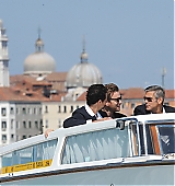 2009-09-08-66th-Venice-Film-Festival-The-Men-Who-Stare-At-Goats-Photocall-034.jpg