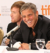 2009-09-11-TIFF-Men-Who-Stare-At-Goats-Press-Conference-012.jpg