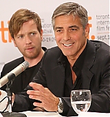 2009-09-11-TIFF-Men-Who-Stare-At-Goats-Press-Conference-015.jpg
