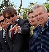 2012-05-16-Cannes-Film-Festival-Jury-Photocall-088.jpg