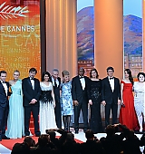 2012-05-16-Cannes-Film-Festival-Opening-Ceremony-041.jpg