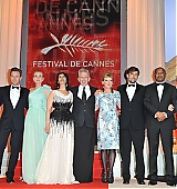 2012-05-16-Cannes-Film-Festival-Opening-Ceremony-069.jpg