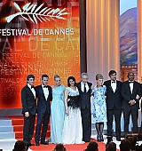 2012-05-16-Cannes-Film-Festival-Opening-Ceremony-073.jpg