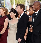 2012-05-23-Cannes-Film-Festival-On-The-Road-Premiere-008.jpg