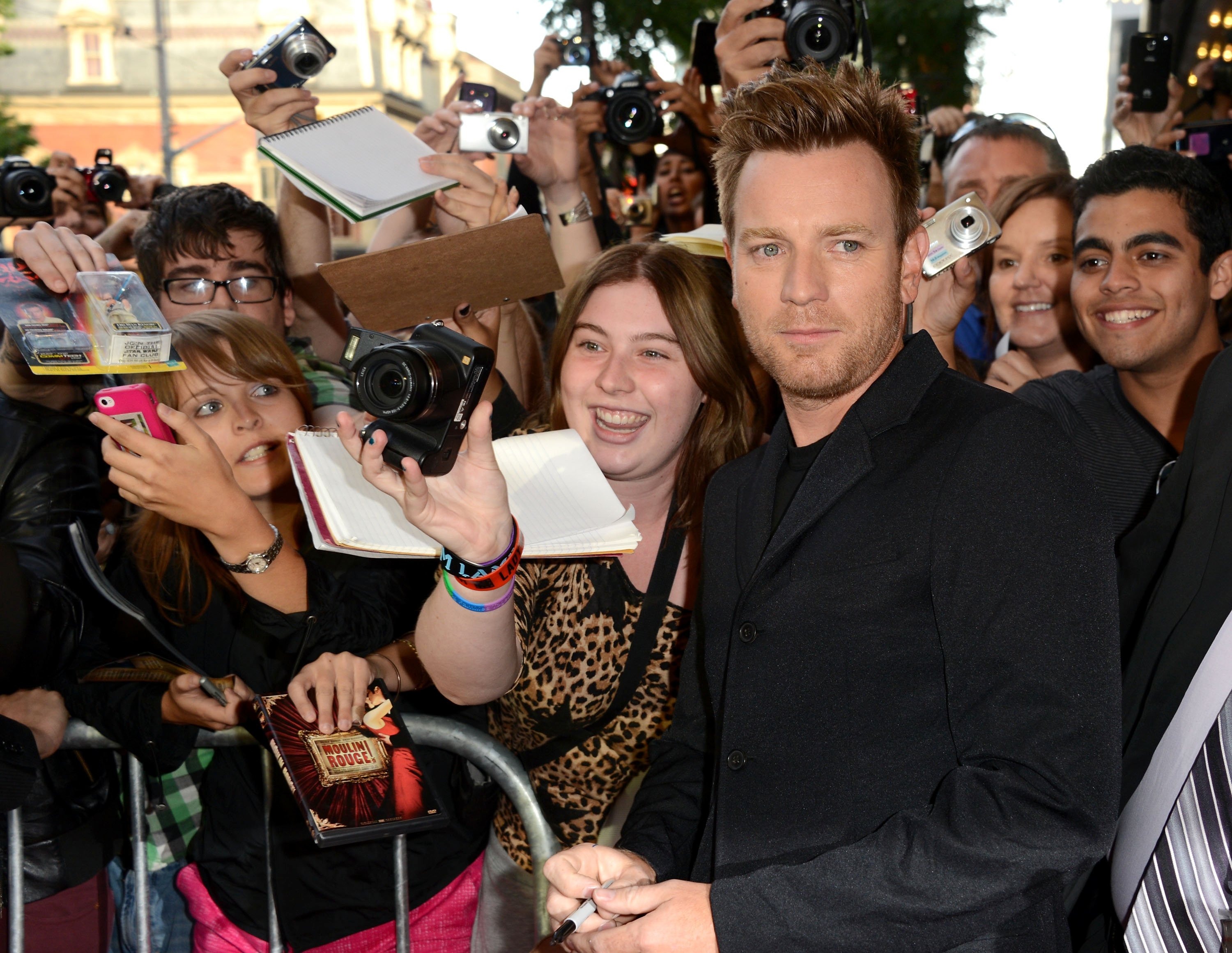 2012-09-09-TIFF-The-Impossible-Premiere-031.jpg