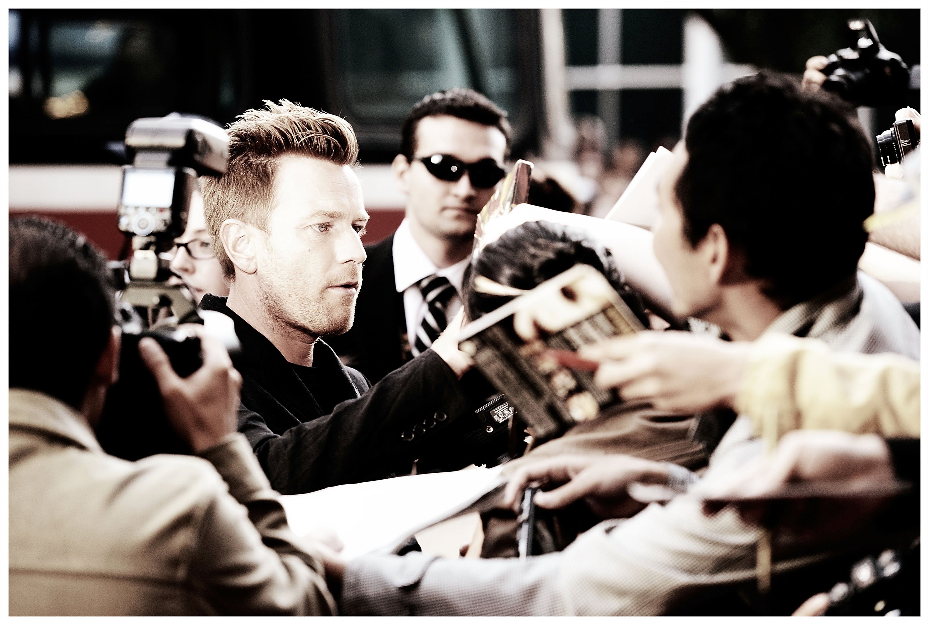 2012-09-09-TIFF-The-Impossible-Premiere-067.jpg