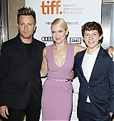 2012-09-09-TIFF-The-Impossible-Premiere-058.jpg