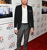 2012-11-04-AFI-Festival-The-Impossible-Screening-032.jpg