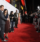 2012-12-10-The-Impossible-Los-Angeles-Premiere-235.jpg