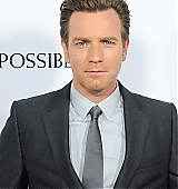 2012-12-10-The-Impossible-Los-Angeles-Premiere-263.jpg