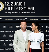 2016-09-28-12th-Zurich-Film-Festival-American-Pastoral-Premiere-013.jpg